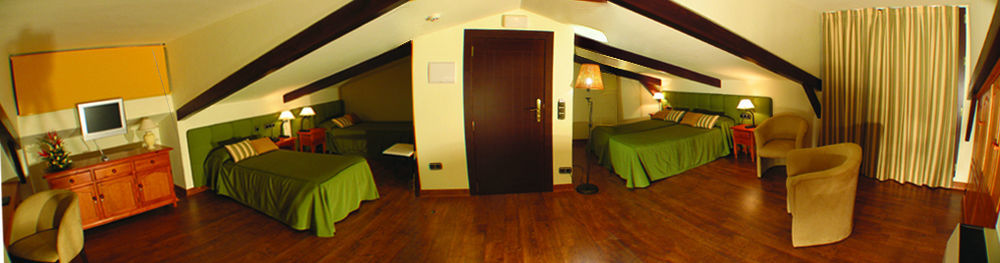 Hotel Los Cerezos Monachil Room photo